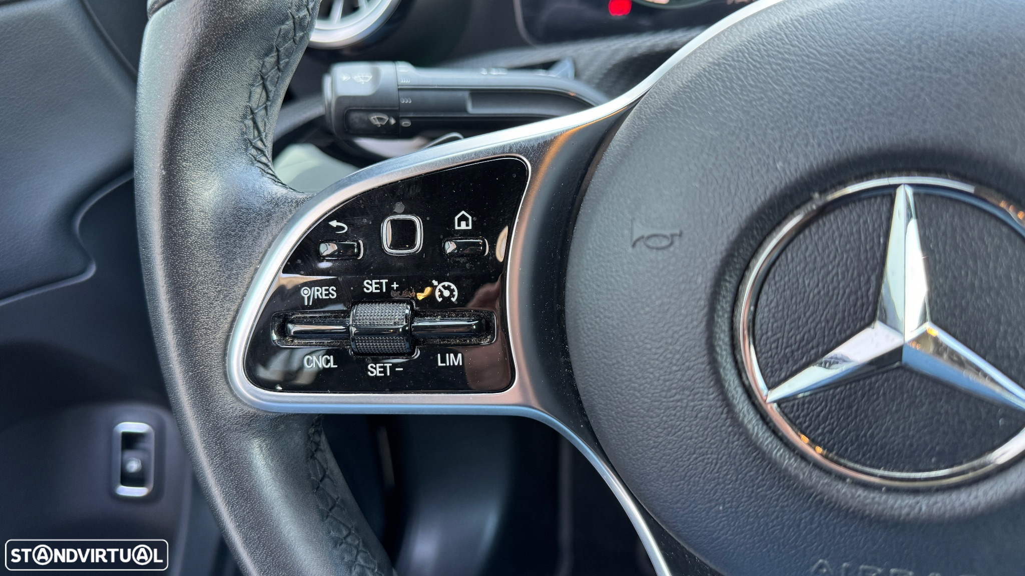 Mercedes-Benz A 250 Limousine e Style Plus - 27