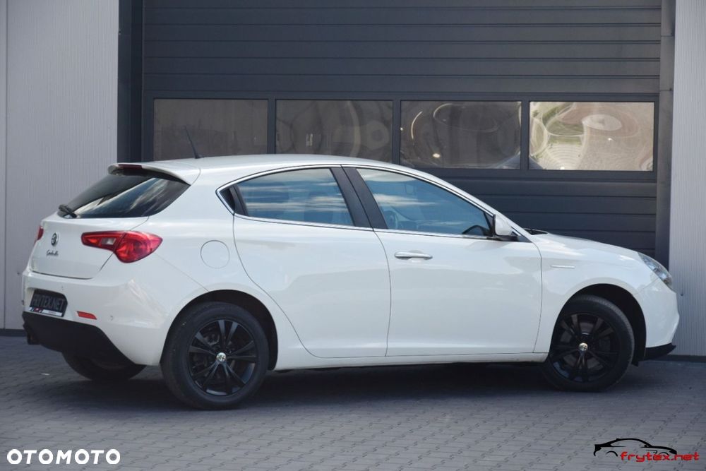 Alfa Romeo Giulietta - 12
