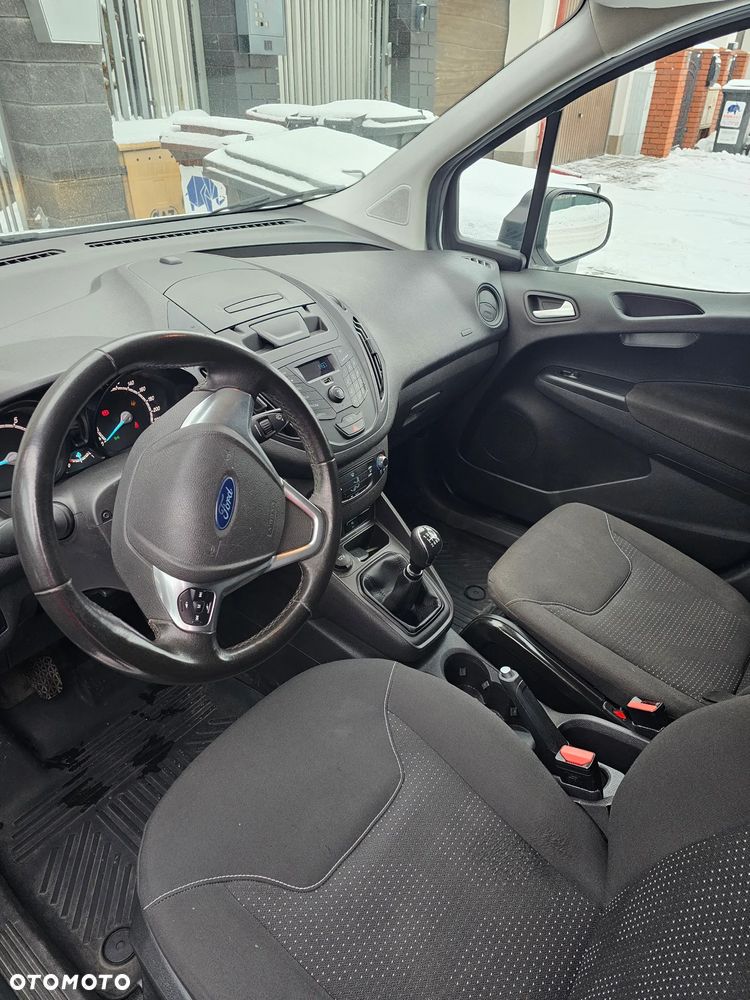 Ford Transit Courier Ambiente - 16