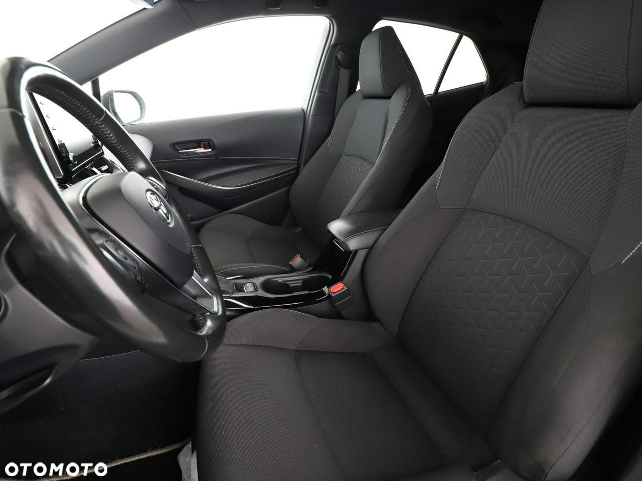 Toyota Corolla - 13