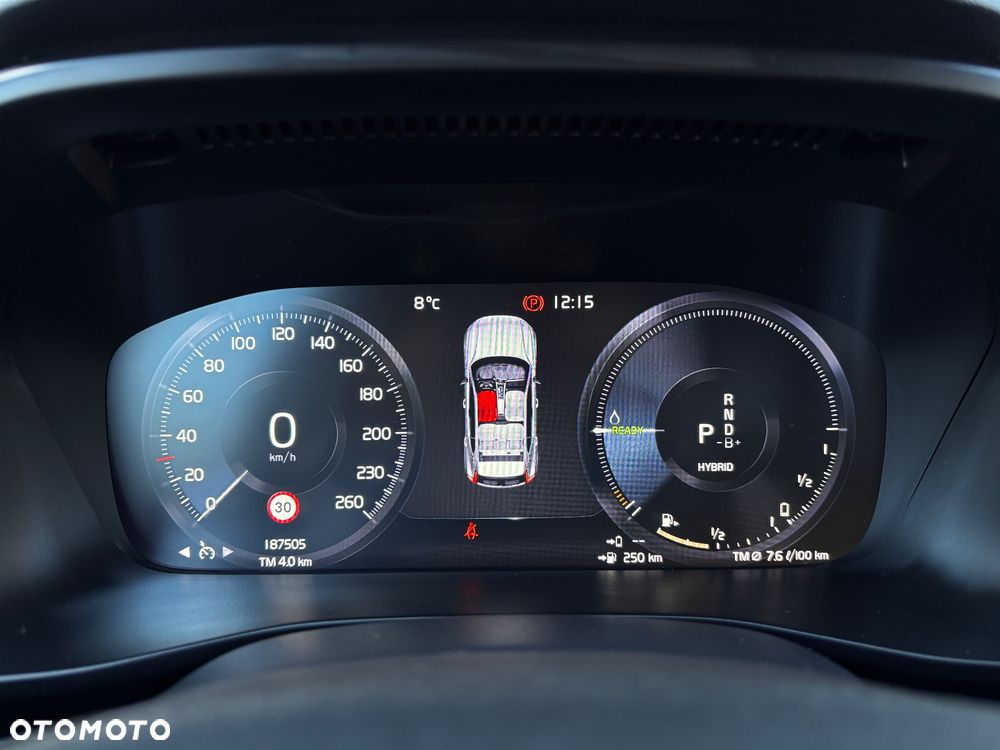 Volvo XC 40 T4 Recharge DKG Essential - 16