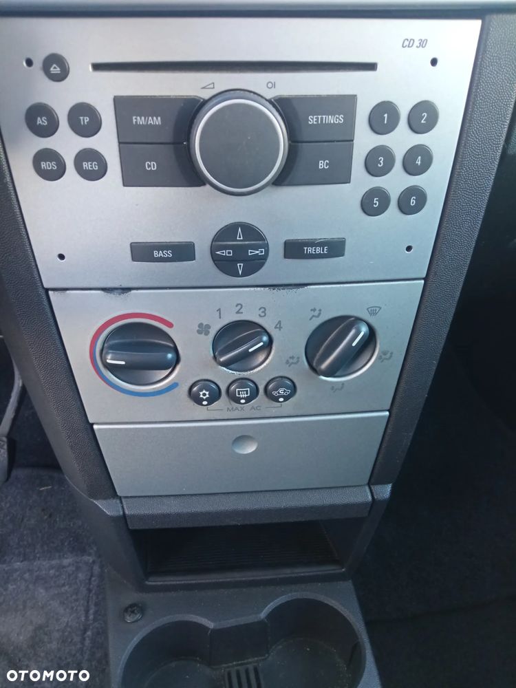 Opel Meriva 1.4 - 14