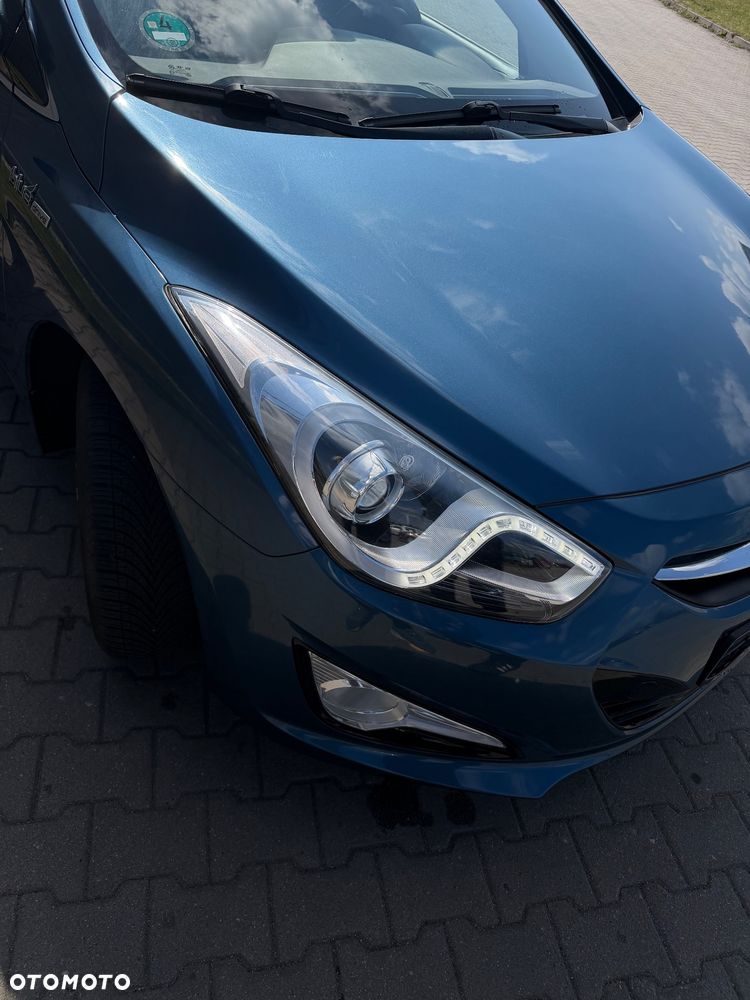 Hyundai i40 Kombi blue 1.7 CRDi Style - 11