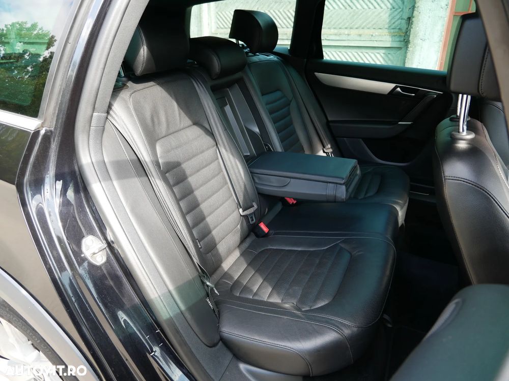 Volkswagen Passat - 20