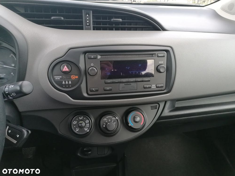 Toyota Yaris 1.0 Active - 10