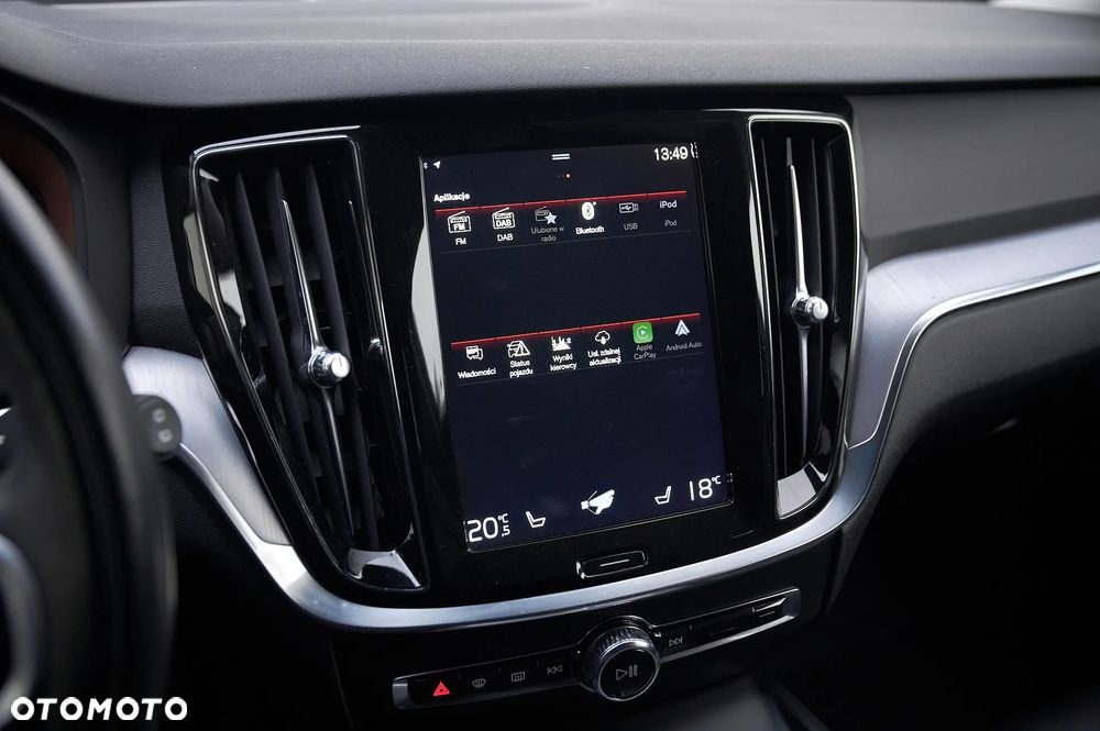 Volvo V60 B3 B Plus Dark - 31