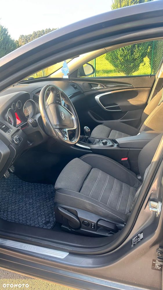 Opel Insignia 2.0 Turbo - 5