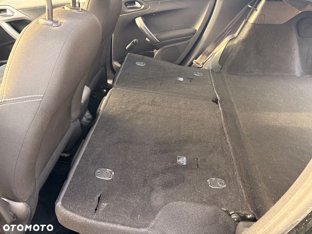 Peugeot 2008 PureTech 82 Active - 14