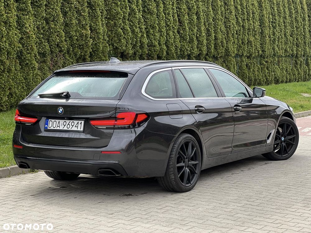BMW Seria 5 520d Sport - 5