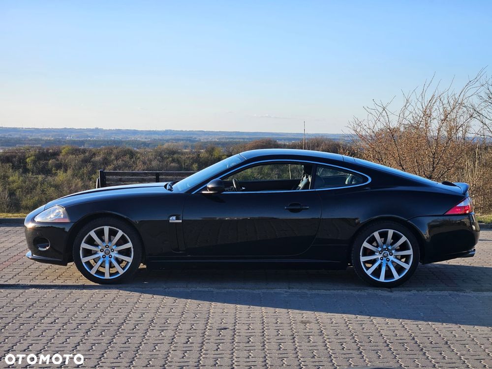 Jaguar XK - 10