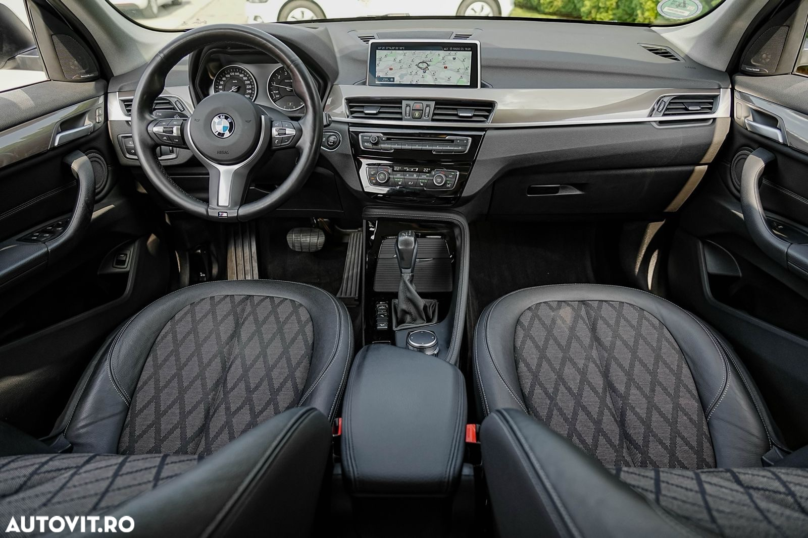 BMW X1 xDrive20i Aut. xLine - 12