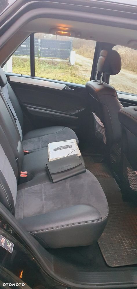 Mercedes-Benz ML - 8