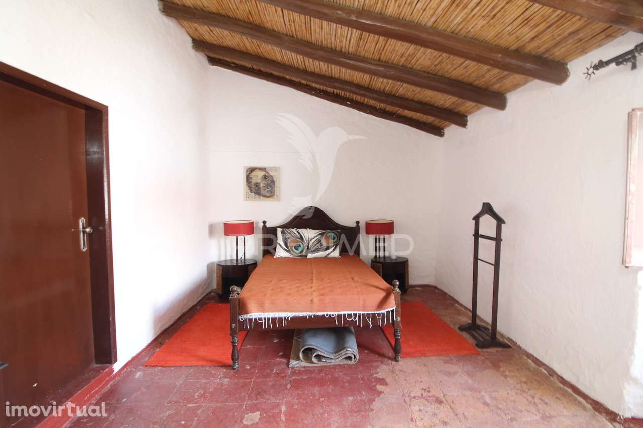 Moradia Têrrea na Vila de Safara com quintal - Grande imagem: 3/30