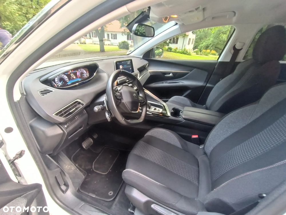 Peugeot 5008 1.5 BlueHDI Active S&S EAT8 - 5