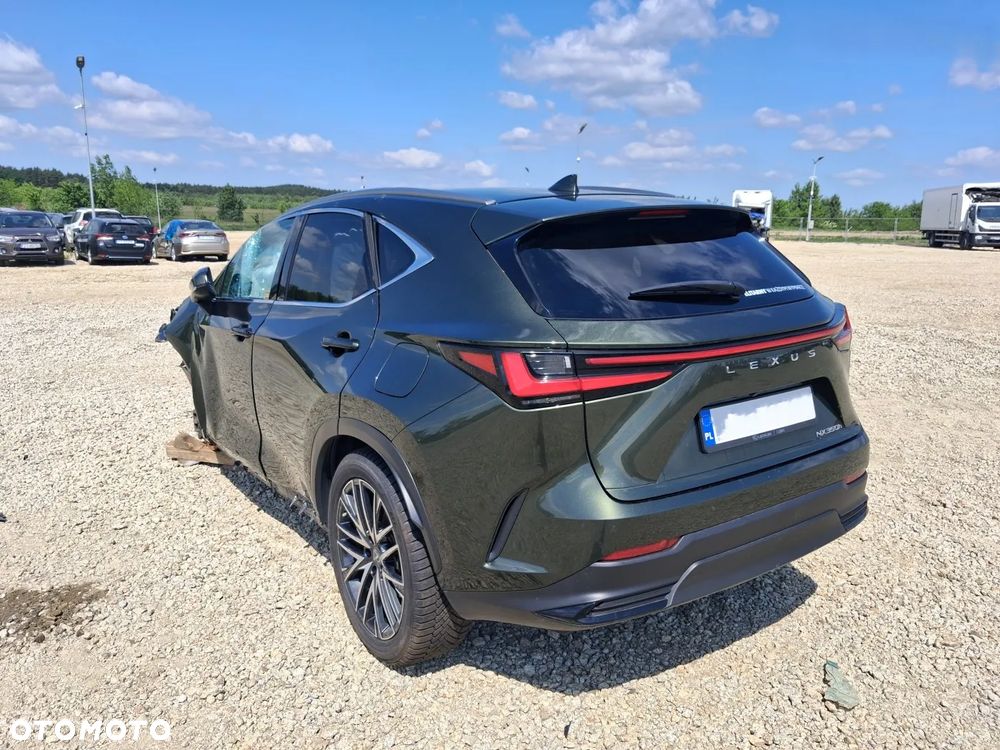 Lexus NX 350h Omotenashi AWD - 3
