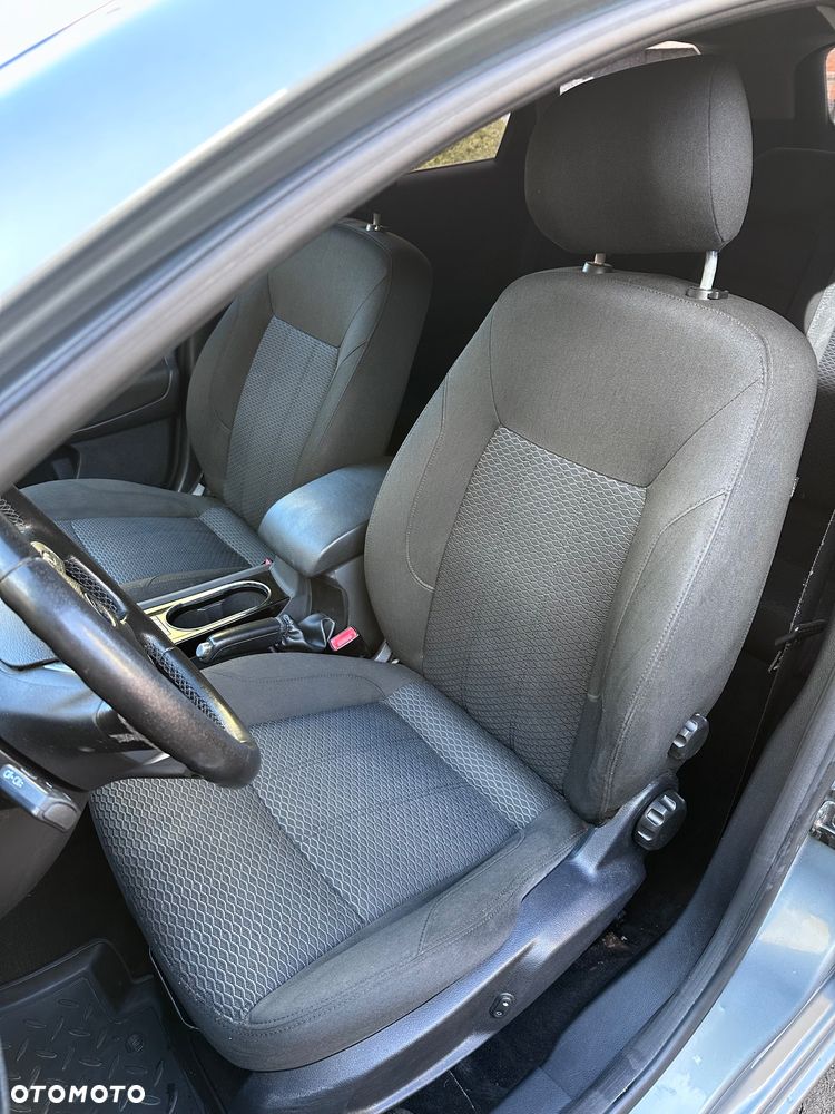 Ford Mondeo 2.0 TDCi Titanium - 23