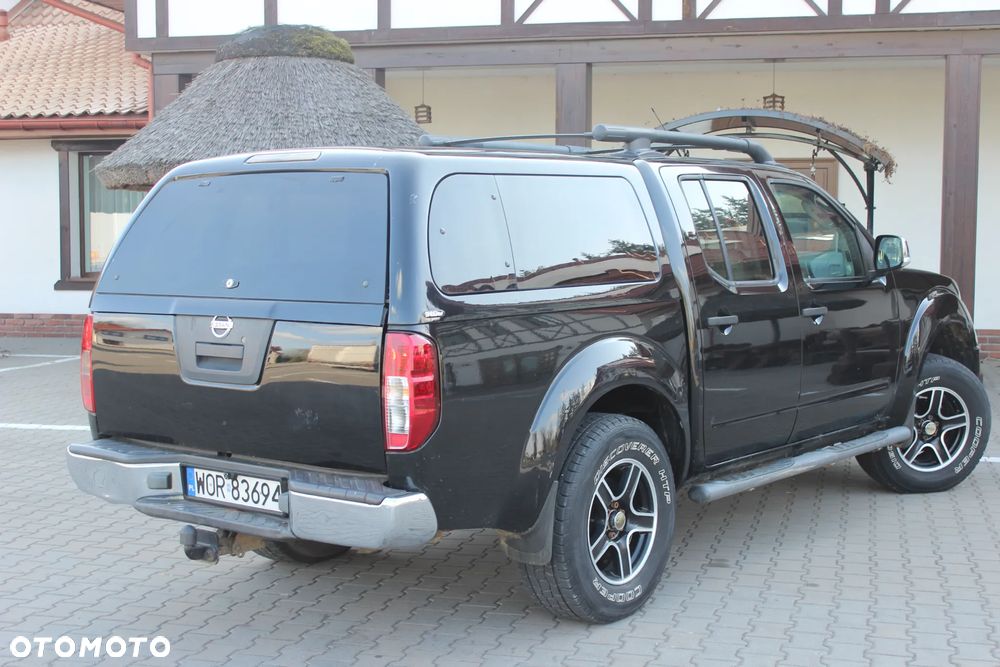 Nissan Navara 2.5 D Platinum - 3