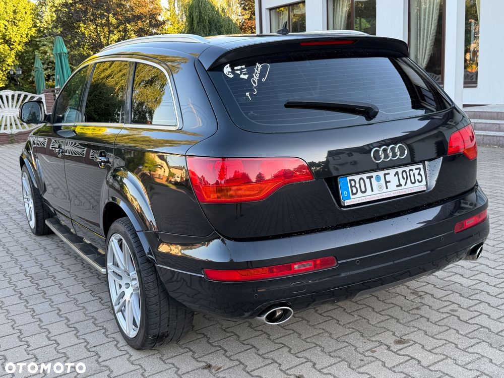 Audi Q7 - 10