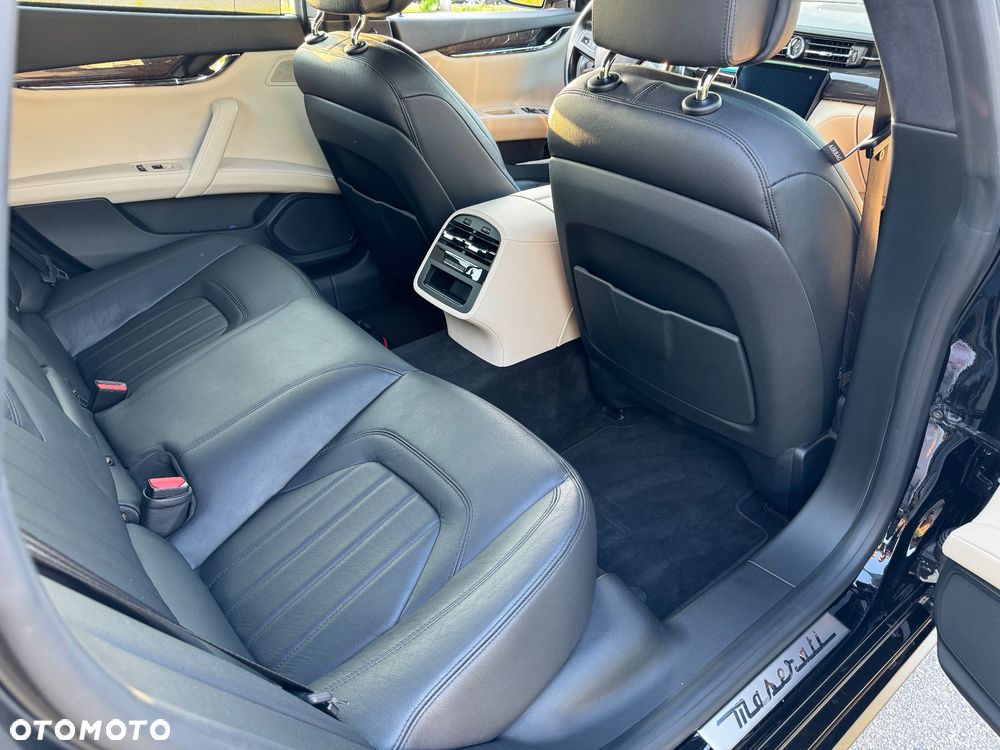 Maserati Quattroporte Q4 S - 21