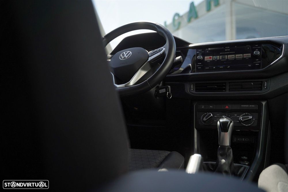 VW T-Cross 1.0 TSI BlackStyle DSG - 17