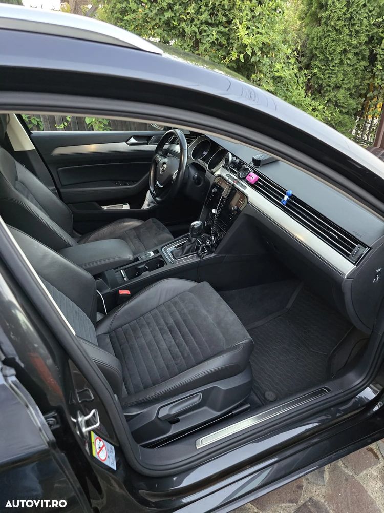 Volkswagen Passat Variant 2.0 TDI DSG 4Motion Highline - 8