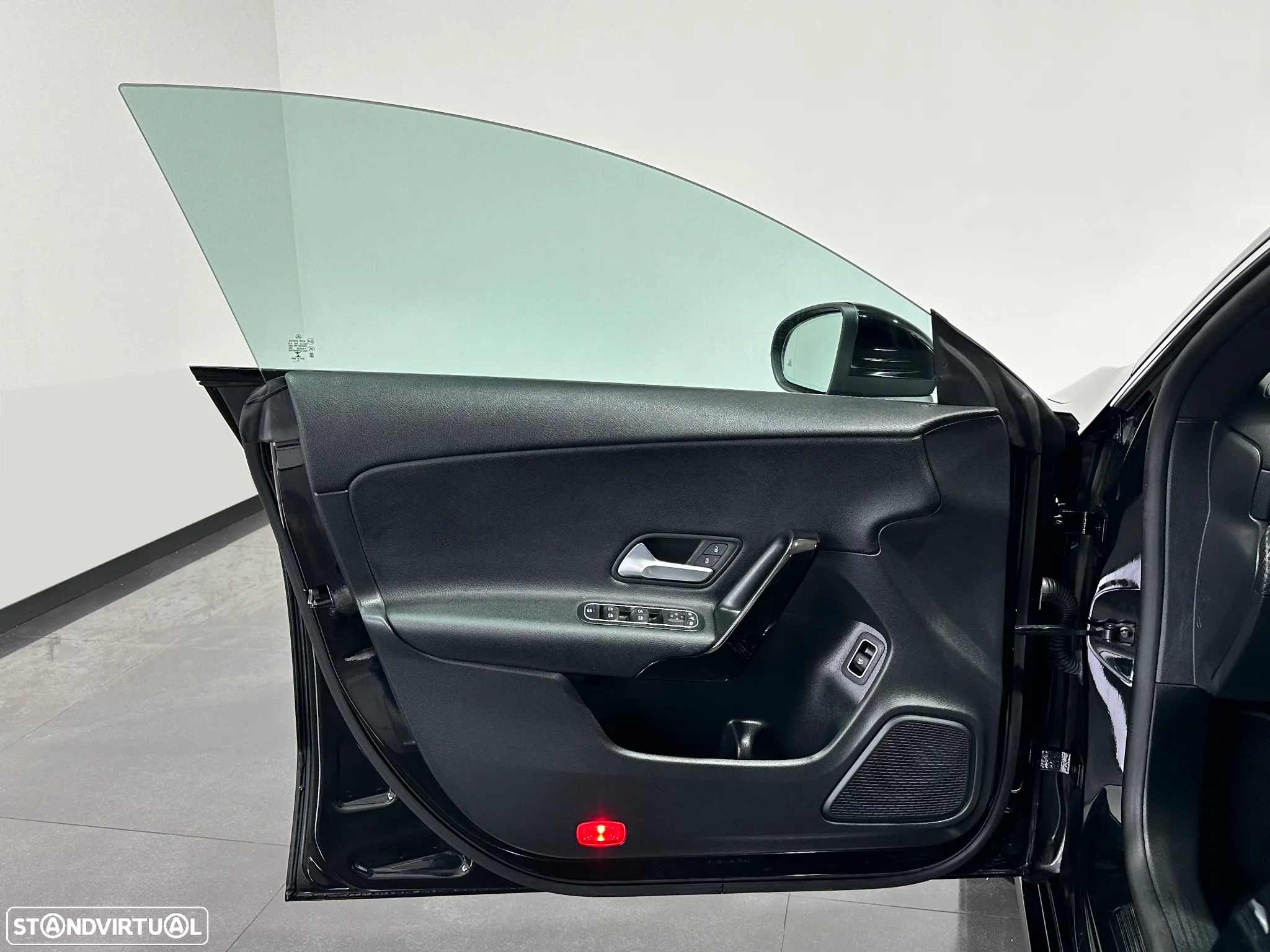 Mercedes-Benz CLA 180 d Shooting Brake Progressive Aut. - 17