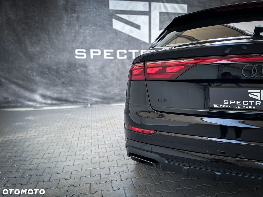Audi Q8 - 16