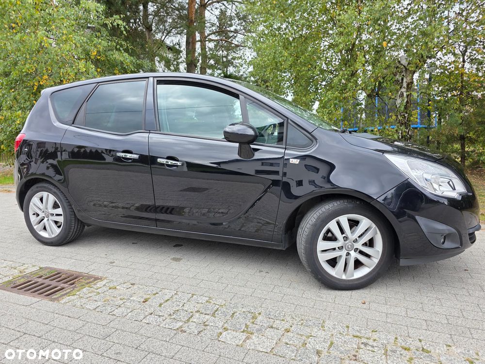 Opel Meriva ver-1-4-t-design-edition - 13