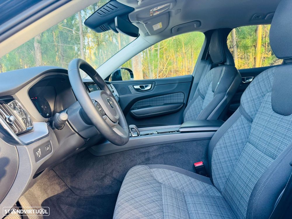 Volvo XC 60 2.0 B4 Inscription Geartronic - 22