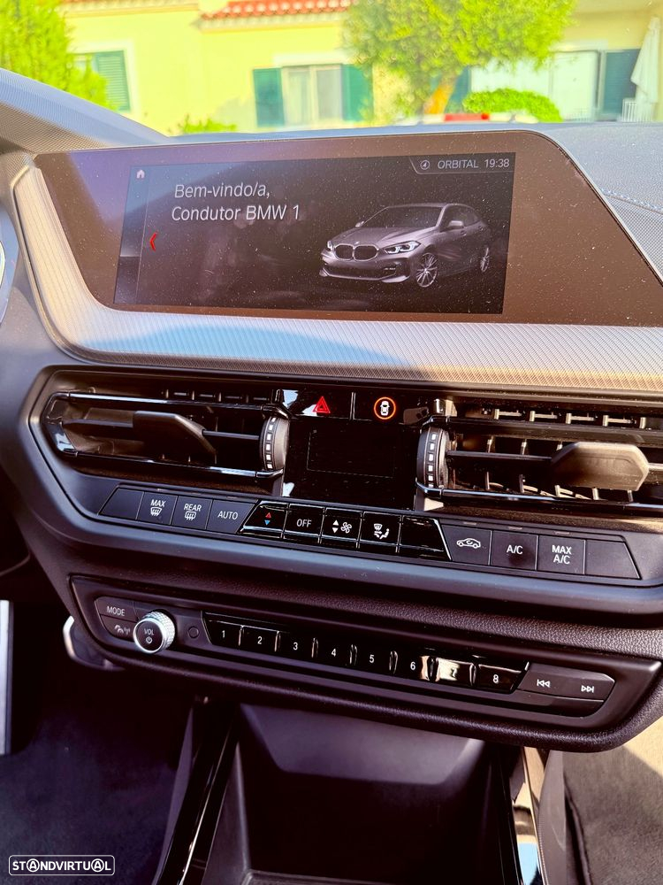 BMW 116 d Pack Desportivo M Auto - 16