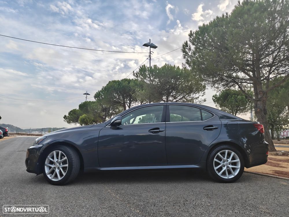 Lexus IS 200 d P.Executive 6G - 13