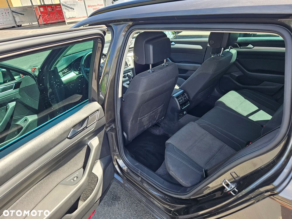 Volkswagen Passat 1.6 TDI (BlueMotion Technology) DSG Comfortline - 10