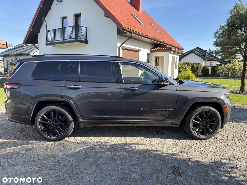 Jeep Grand Cherokee - 8
