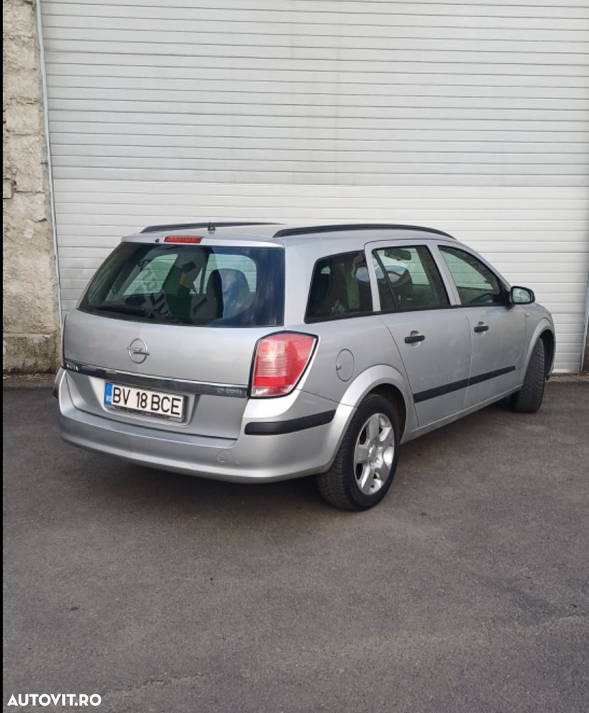 Opel Astra - 4