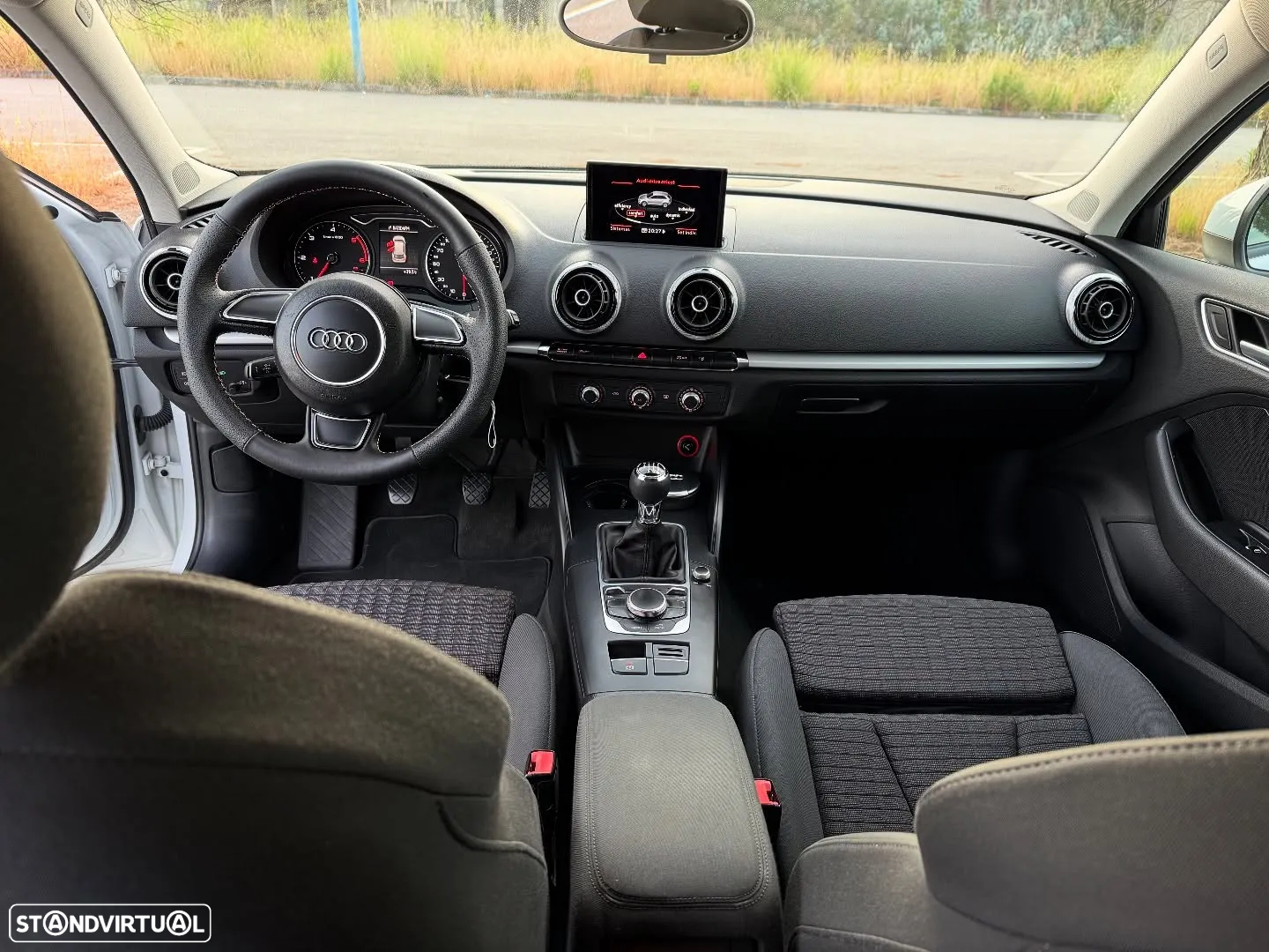 Audi A3 Sportback 1.6 TDI S line Sport Pack - 14