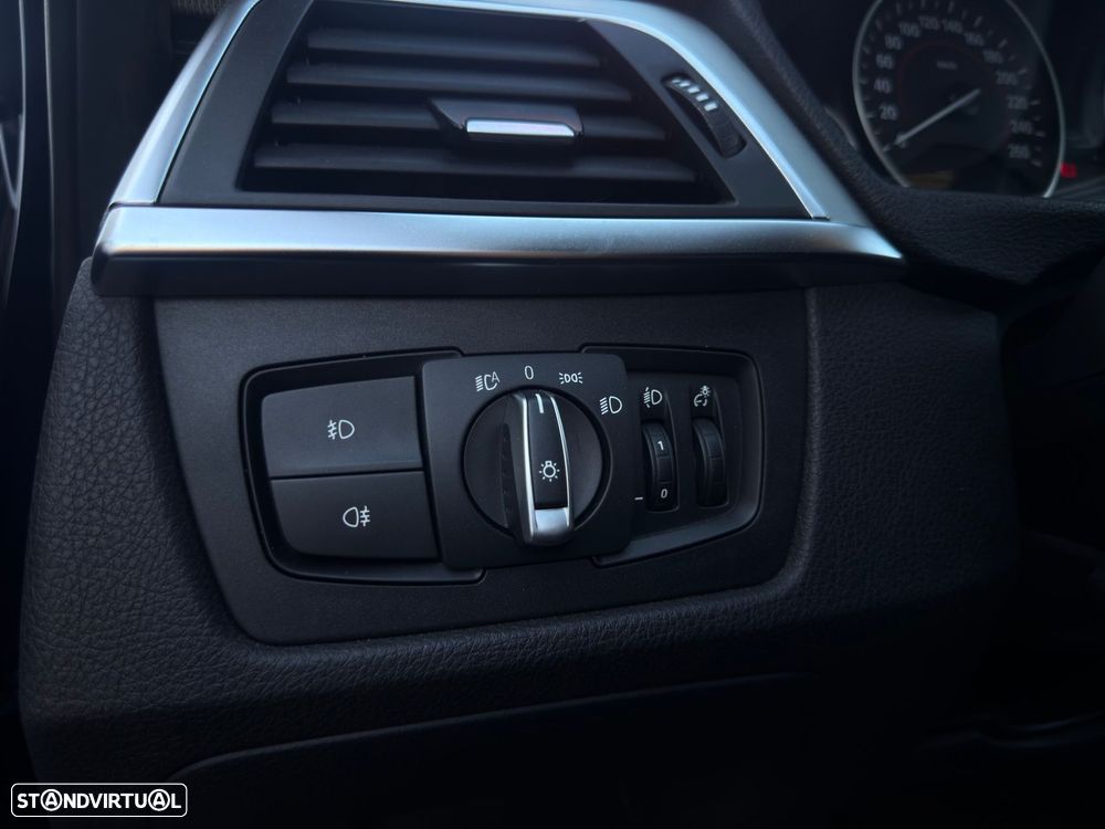 BMW 318 d Line Sport Auto - 18