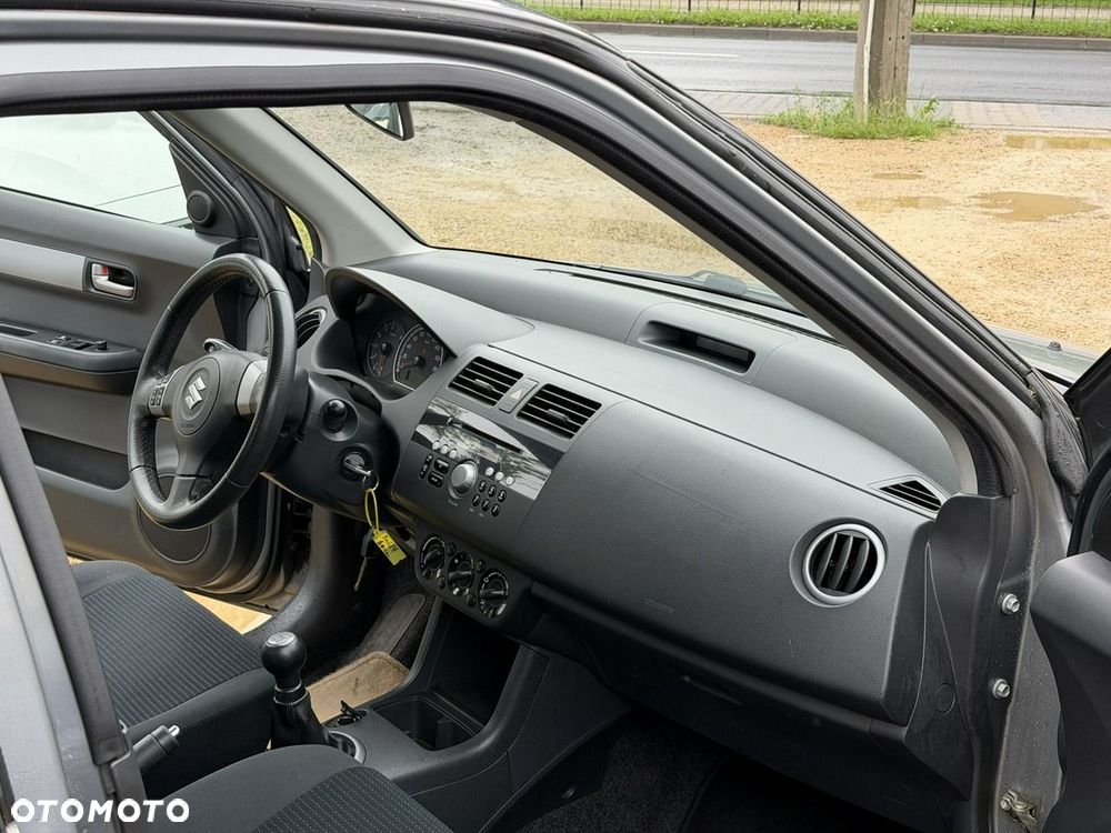 Suzuki Swift - 19