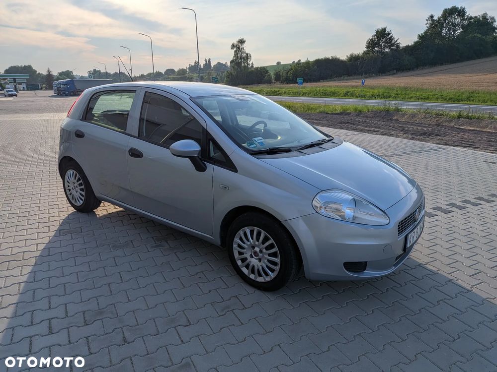 Fiat Grande Punto 1.4 8V - 6