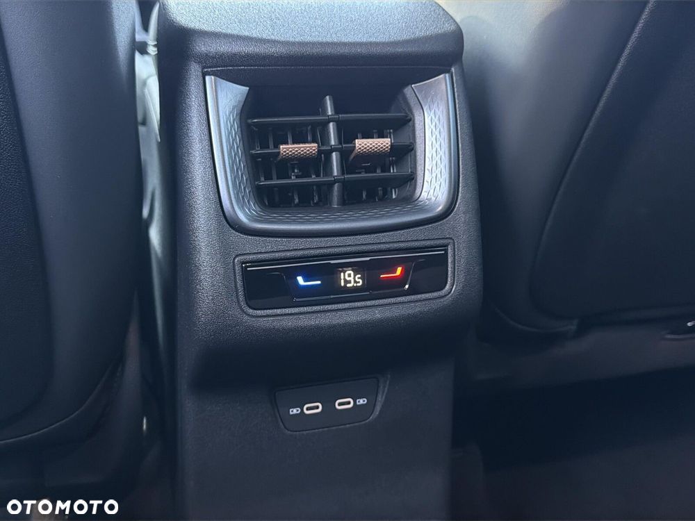 Cupra Terramar 2.0 TSI 4Drive VZ DSG - 37