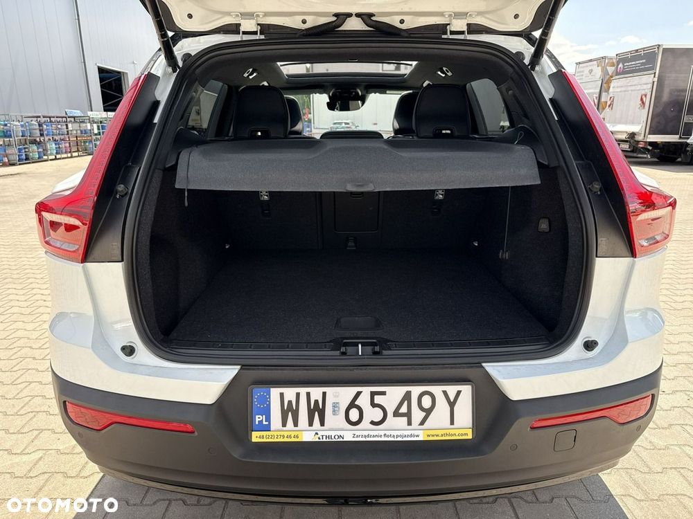 Volvo XC 40 T3 R-Design - 17