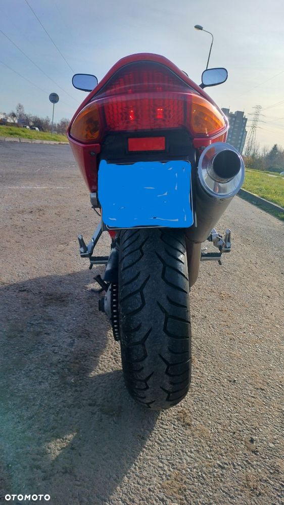 Honda VFR - 10