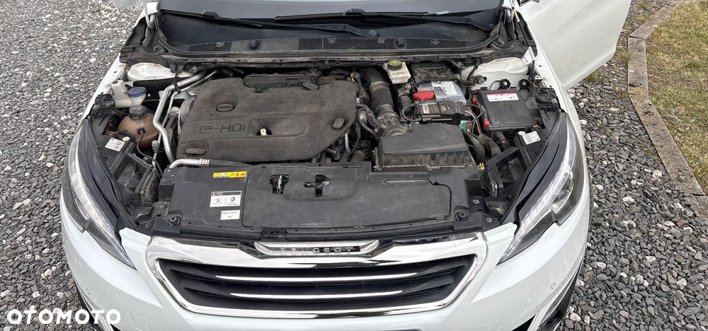 Peugeot 308 BlueHDi FAP 150 EAT6 Stop & Start Allure - 28