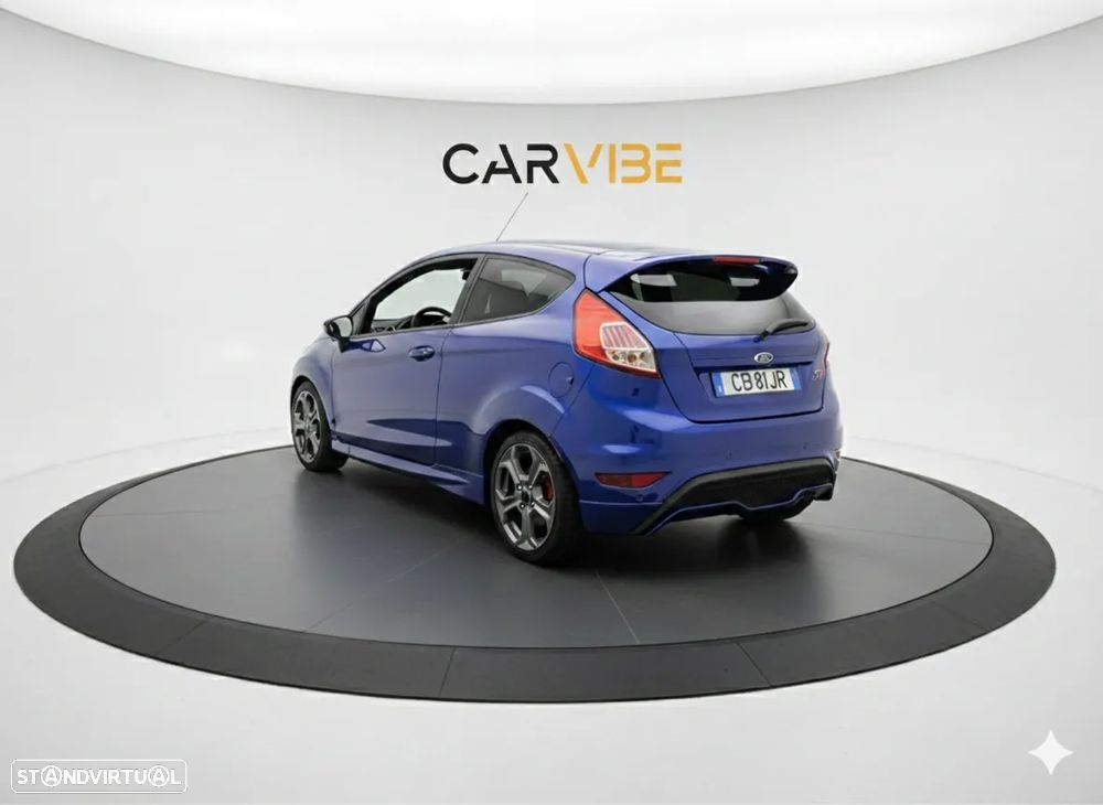 Ford Fiesta 1.6 EcoBoost c/ Pack Pele Desportiva ST - 3