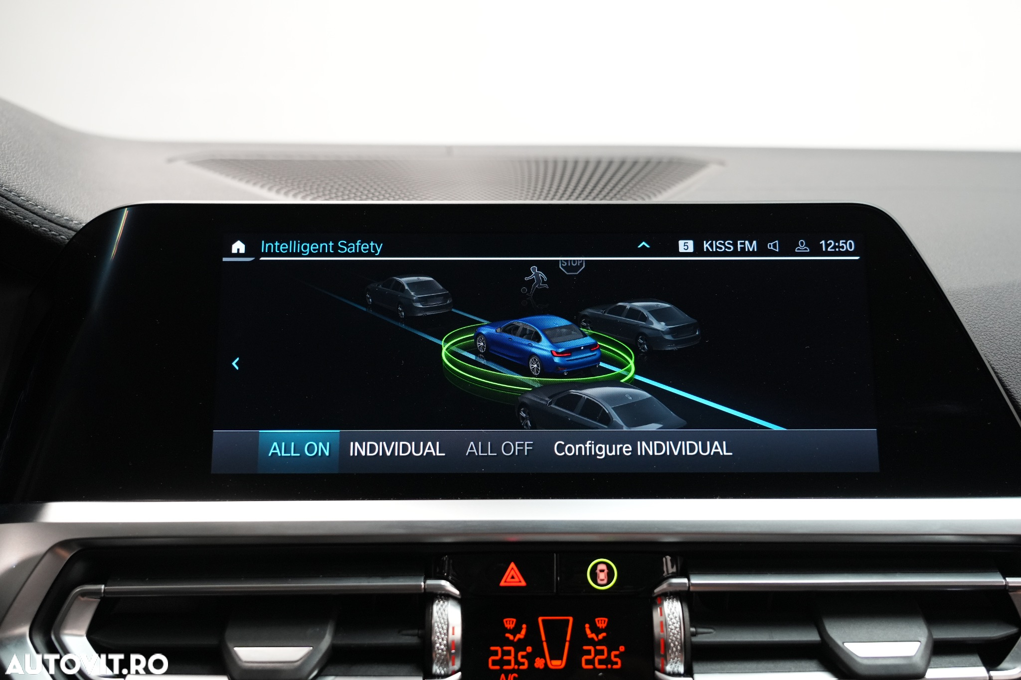 BMW Seria 3 330e AT PHEV - 24