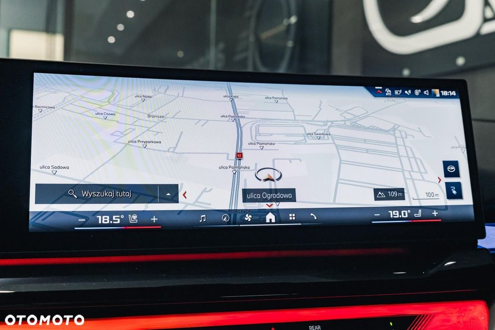 BMW i5 - 18