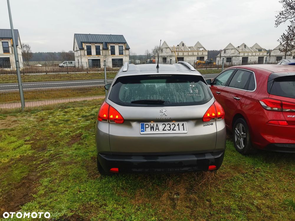Peugeot 2008 PureTech 82 Style - 9