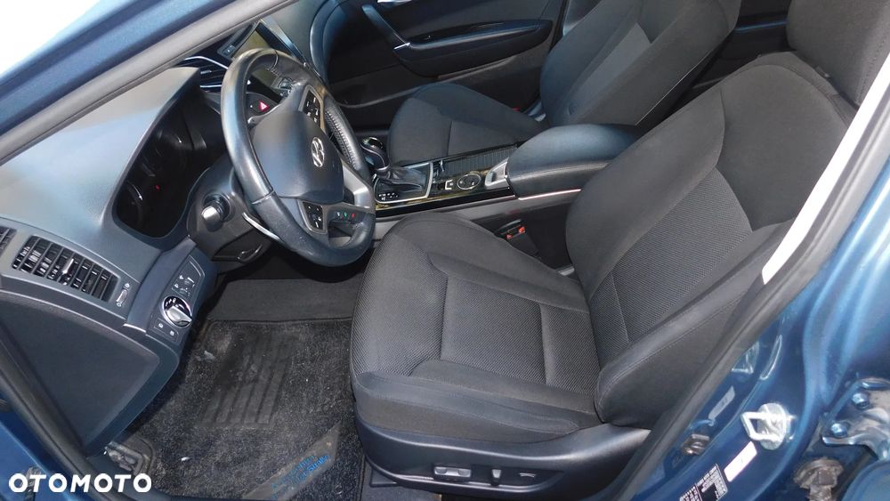 Hyundai i40 i40cw 1.7 CRDi Automatik Style - 8