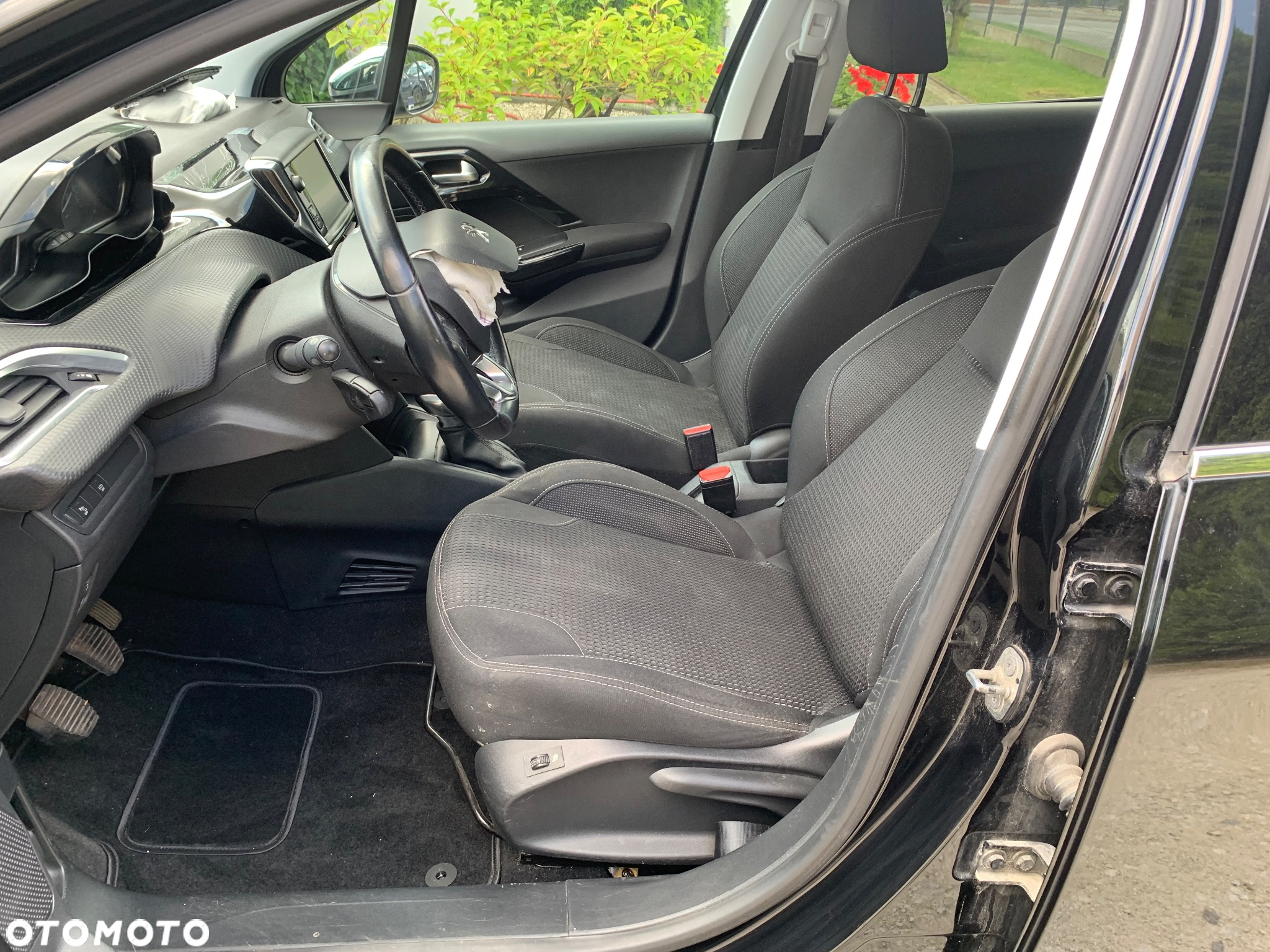 Peugeot 208 Blue-HDi 100 Stop&Start Allure - 18