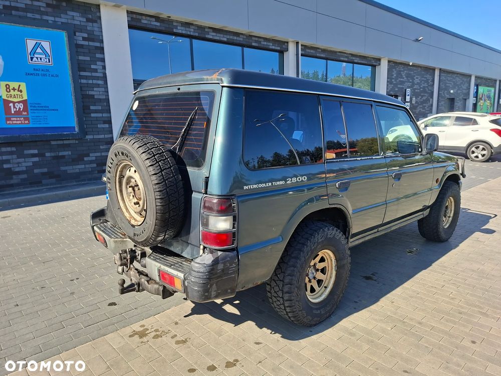 Mitsubishi Pajero - 3