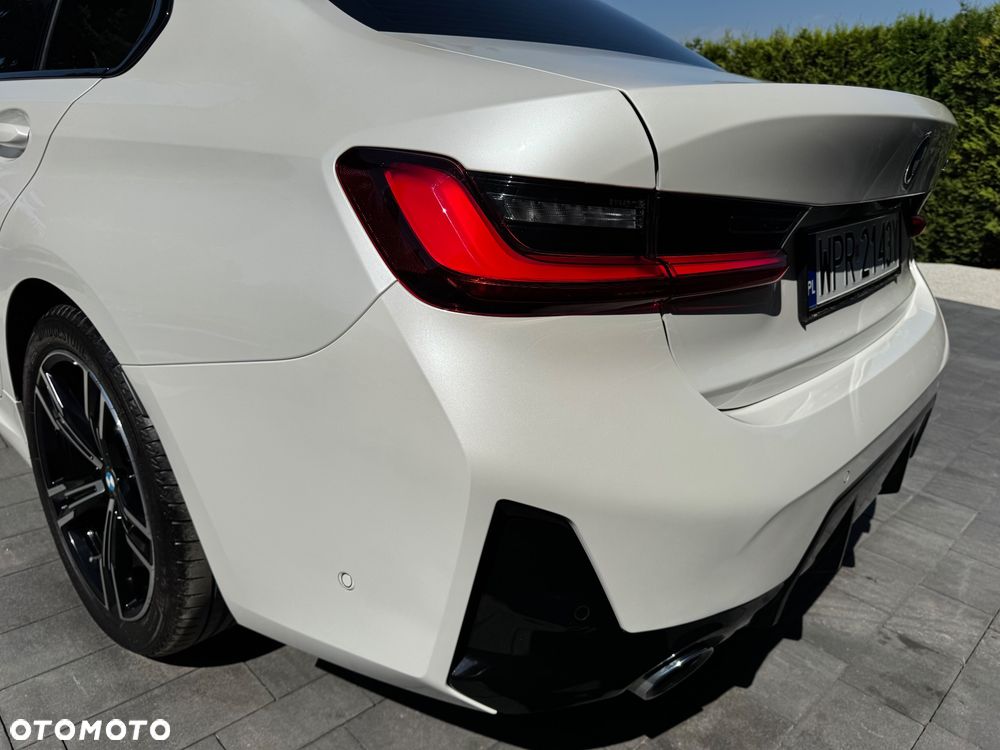 BMW Seria 3 320i M Sport - 33